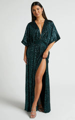 Miyah Maxi Dress Sequin Plunge Short Sleeve Dress in Emerald