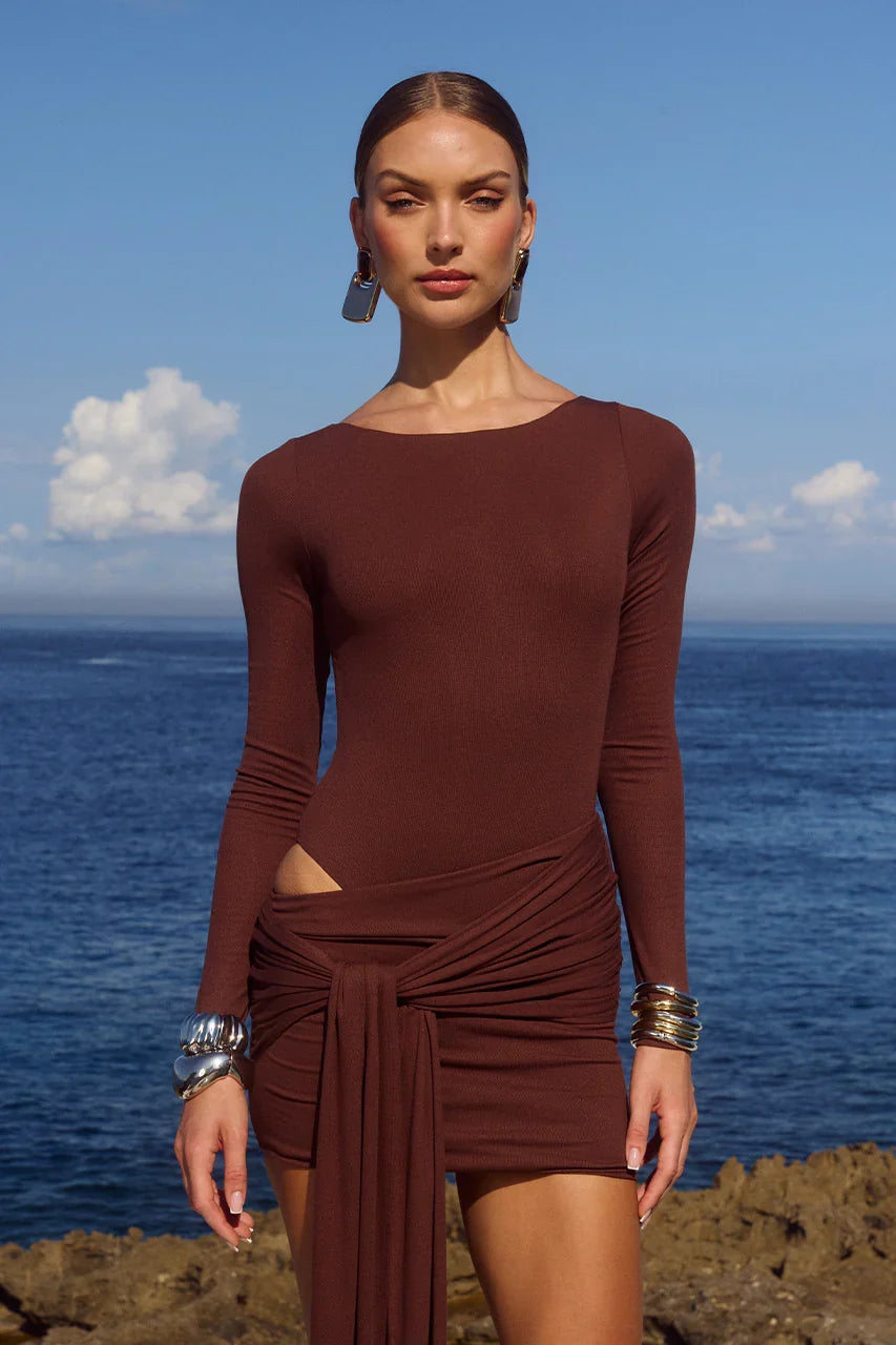 EVELYN SLEEVED CUT OUT MINI DRESS BITTER CHOCOLATE