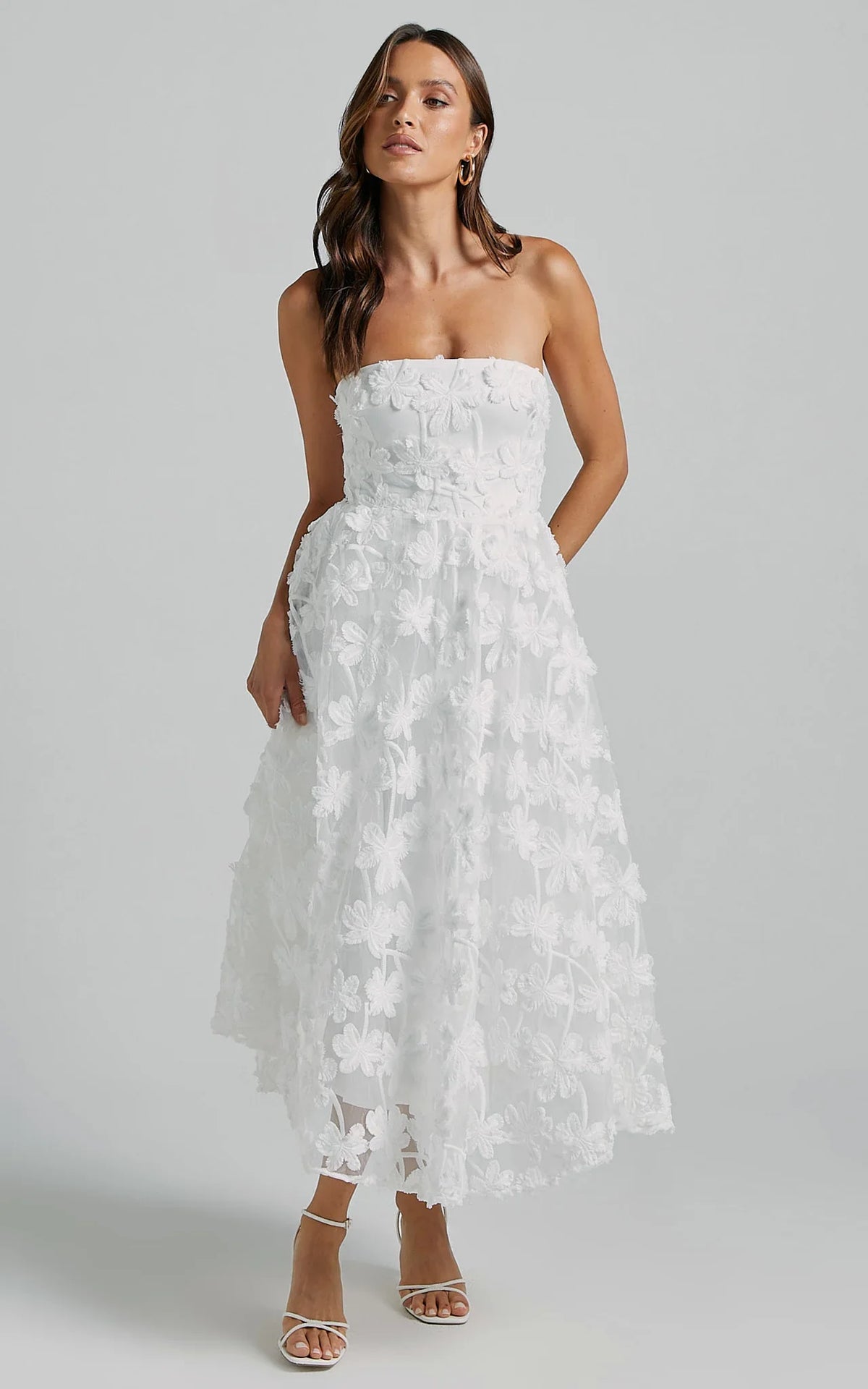Rheiva Midi Dress Strapless 3D Embroidery Midi Dress in White