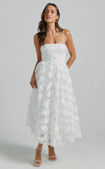 Rheiva Midi Dress Strapless 3D Embroidery Midi Dress in White