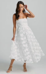 Rheiva Midi Dress Strapless 3D Embroidery Midi Dress in White