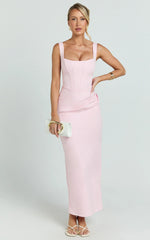 Karlie Maxi Dress Scoop Neck Fitted Dress in Pink