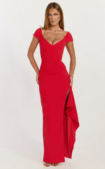 Skye Maxi Dress V Shaped Neckline Short Sleeve Dress in Red