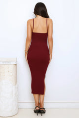 Simply Polished Ribbed Midi Dress Wine
