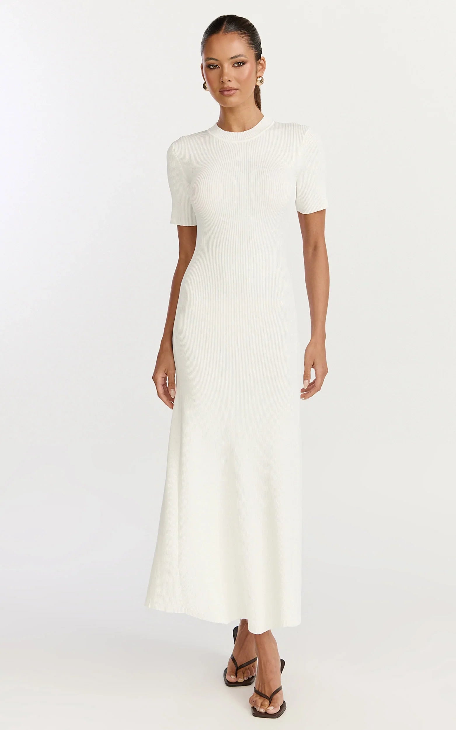Lanie Midi Dress Knitted Crew Neck Short Sleeve Dress in Cream