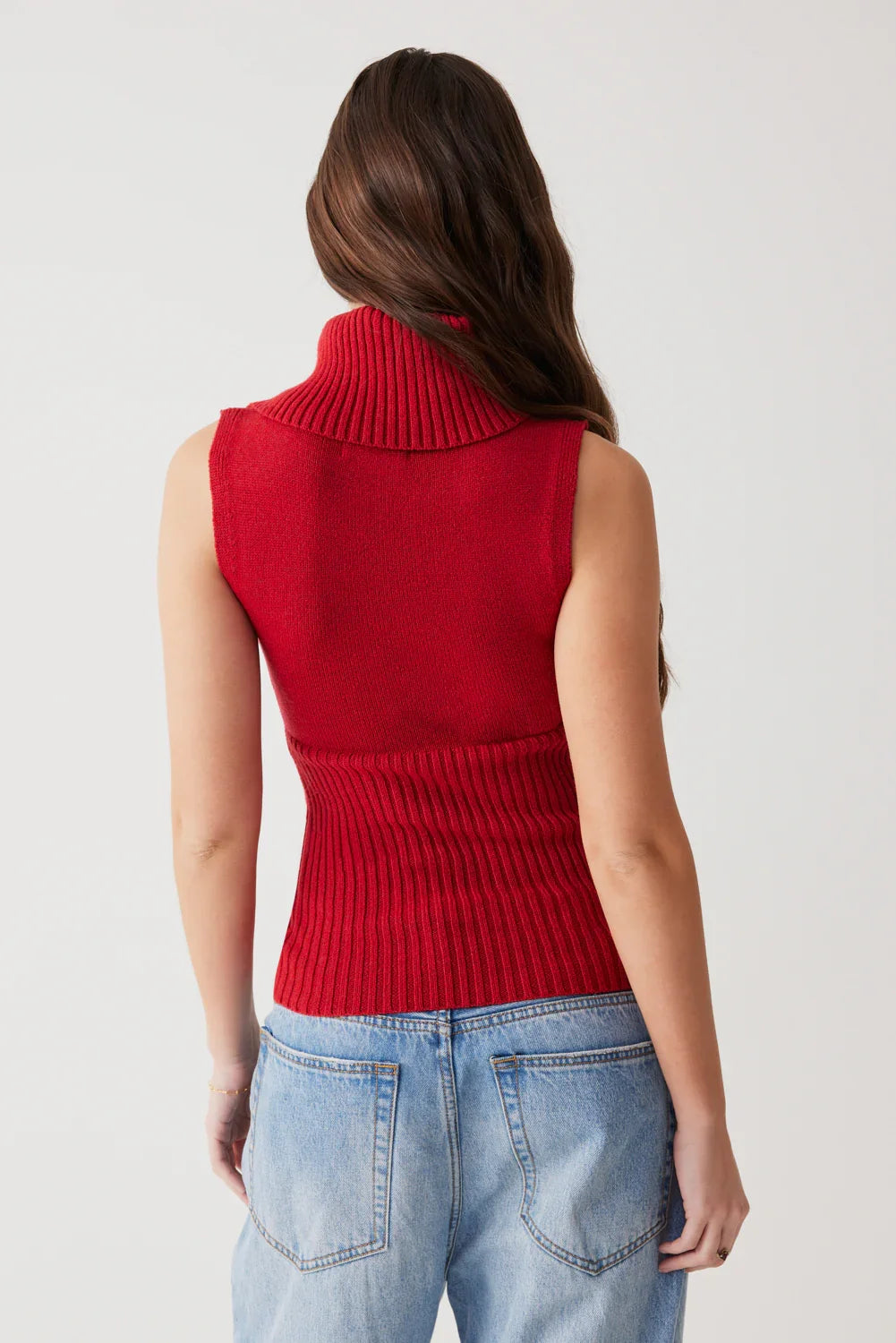 Axel Cable Cloud Knit Sleeveless Sweater Red Velvet