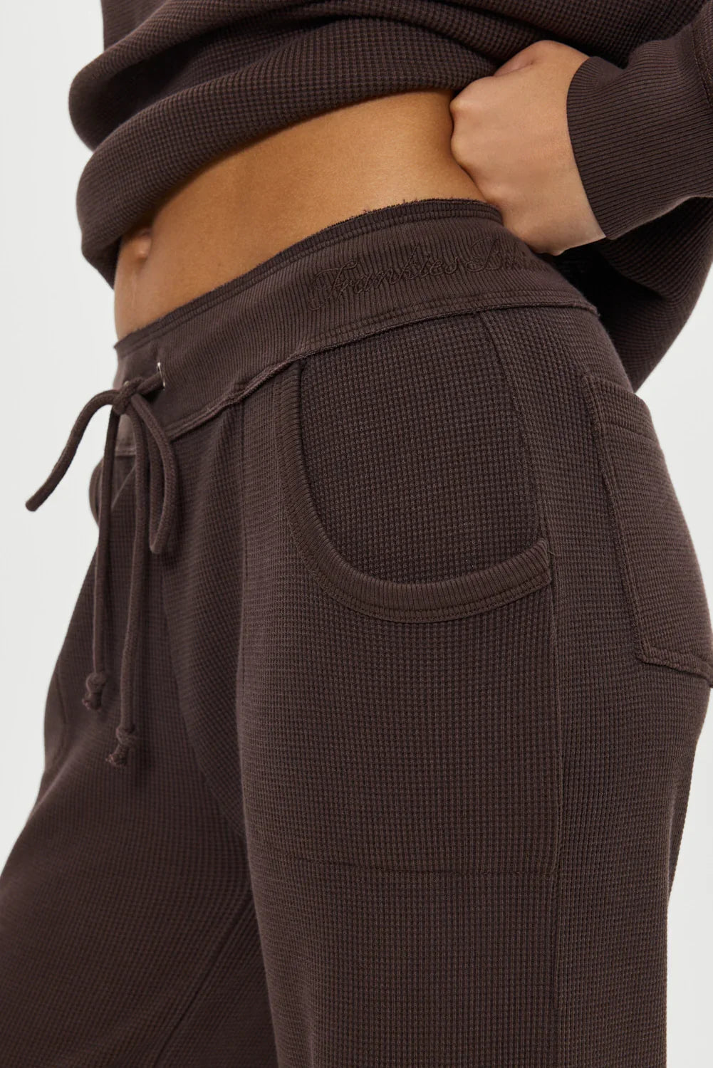 Emma Thermal Low Rise Pants Walnut