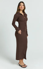 Rimona Midi Dress Long Sleeve Gathered Waist Midi Shirt Dress in Brown