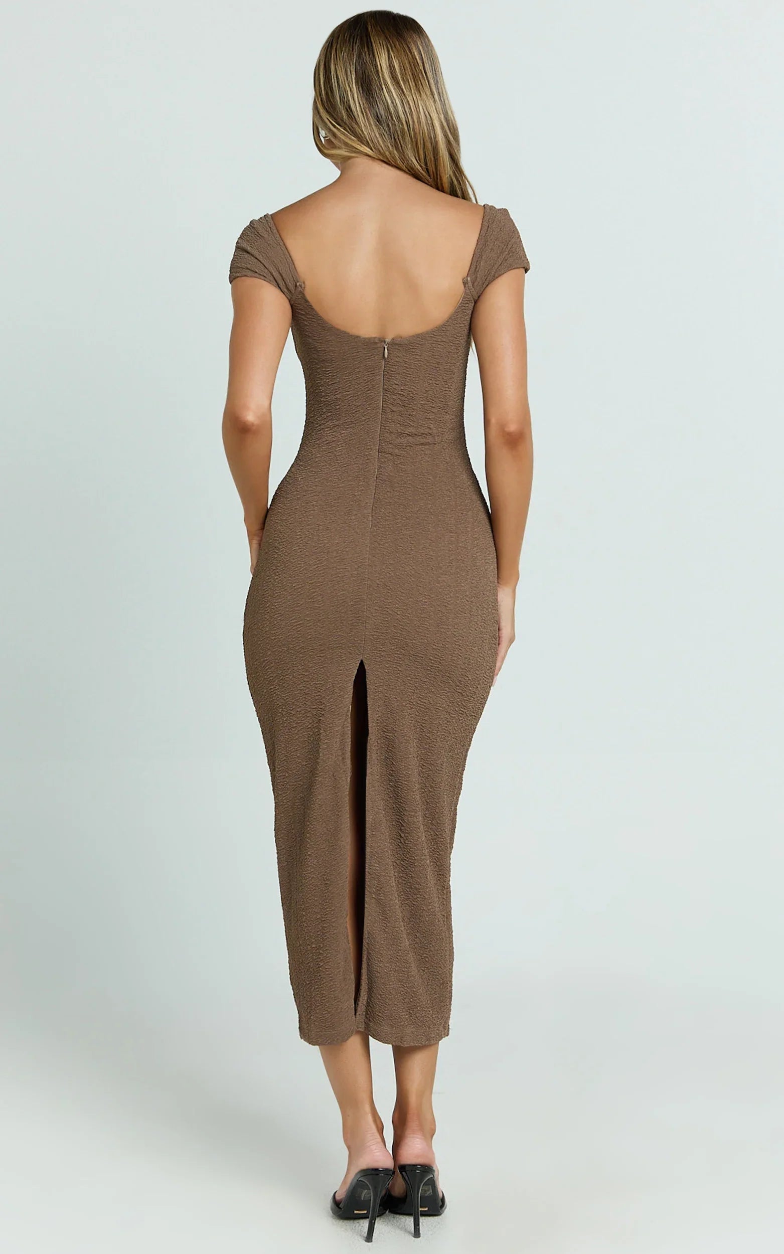 Elia Midi Dress Cap Sleeve Sweetheart Underwire Fitted Dress in Brown