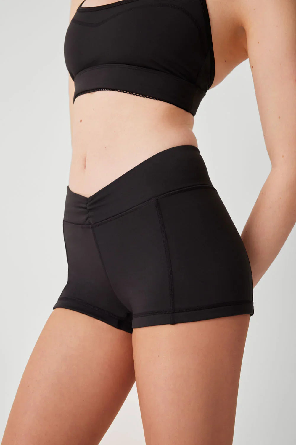 Rehearsal Mini Low Waist Short Black